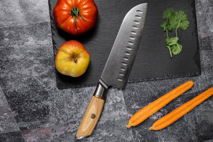 Couteau santoku Fukito Pakka San Mai alvéolé 18cm