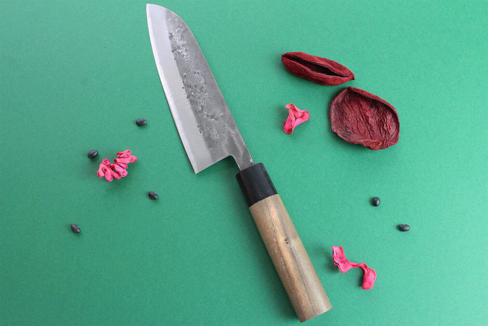 Couteau santoku japonais artisanal Wusaki Nakata BS2 16.5cm manche en noyer