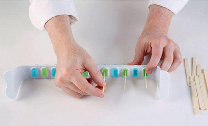 Kit moule à glace Silikomart L'Italiano : 2 moules en silicone et 2 supports en synthétique