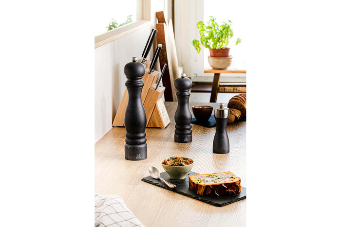 Moulin à poivre manuel Peugeot Bistro Graphite en bois 10cm