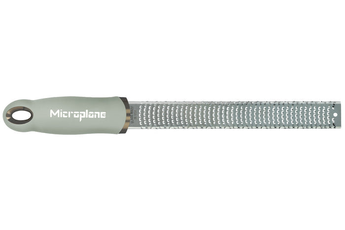 Râpe-zesteur Microplane Premium Classic Vert Sauge - 20,3cm