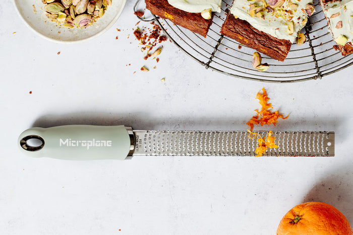 Râpe-zesteur Microplane Premium Classic Vert Sauge - 20,3cm