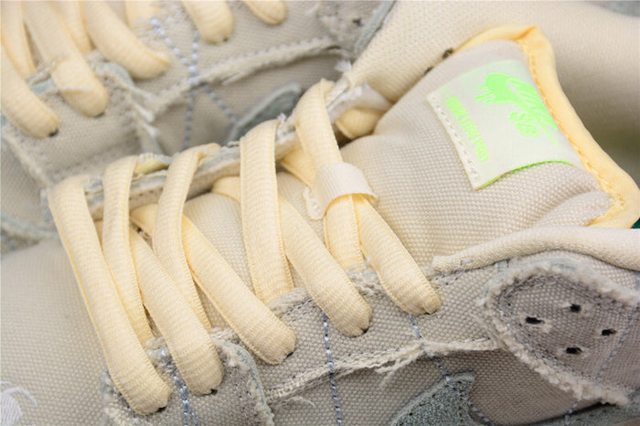 Nike SB Dunk Low Mummy