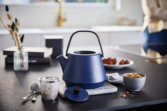 Théière bleue Beka Saga en fonte 1,2L